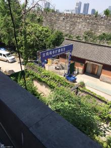 南京地铁四号线一期鸡鸣寺站装饰工程（南京地铁建设有限责任公司）现场图片