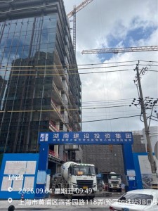 �칤��