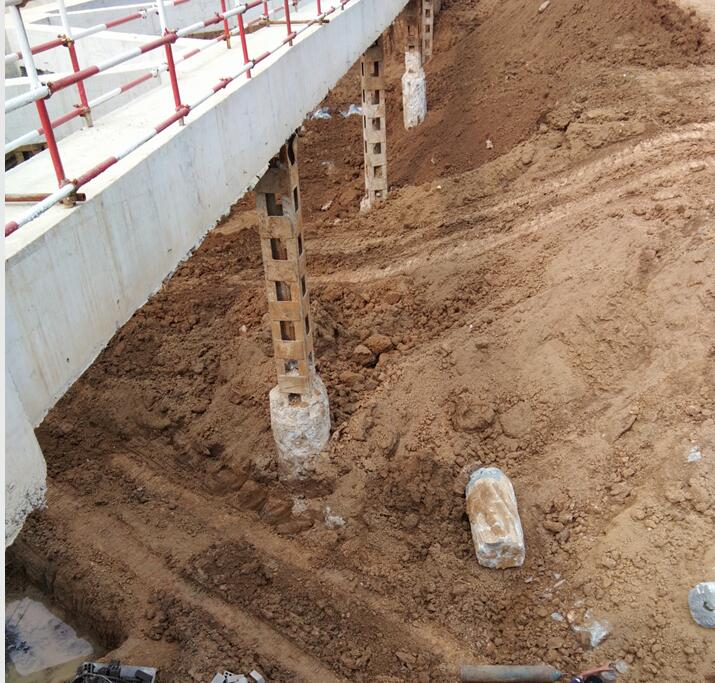 基础钢与格构柱相碰如何施工? |工业与民用建筑|天工问答